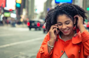 Bellen naar een spirituele hulplijn Mediums en paragnosten